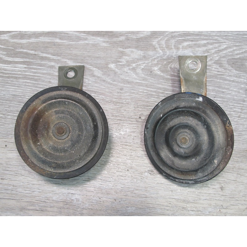 90-96 Nissan Z32 300ZX Set of 2 High & Low Tone Note Pitch Horn Signal OEM
