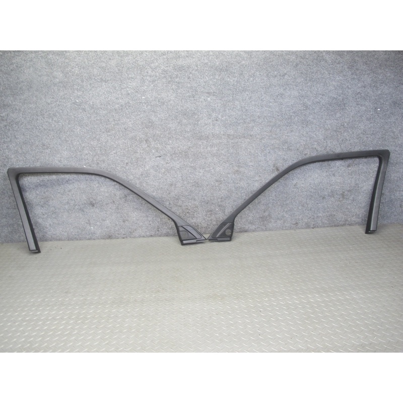 95-00 Lexus UCF20L LS400 Set of 2 Front Door Window Frame Trim Cover Panel OEM