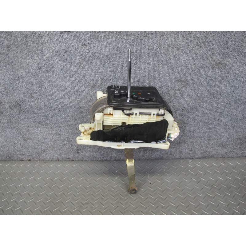 98-00 Lexus UCF20L LS400 A/T Automatic Transmission Shifter OEM