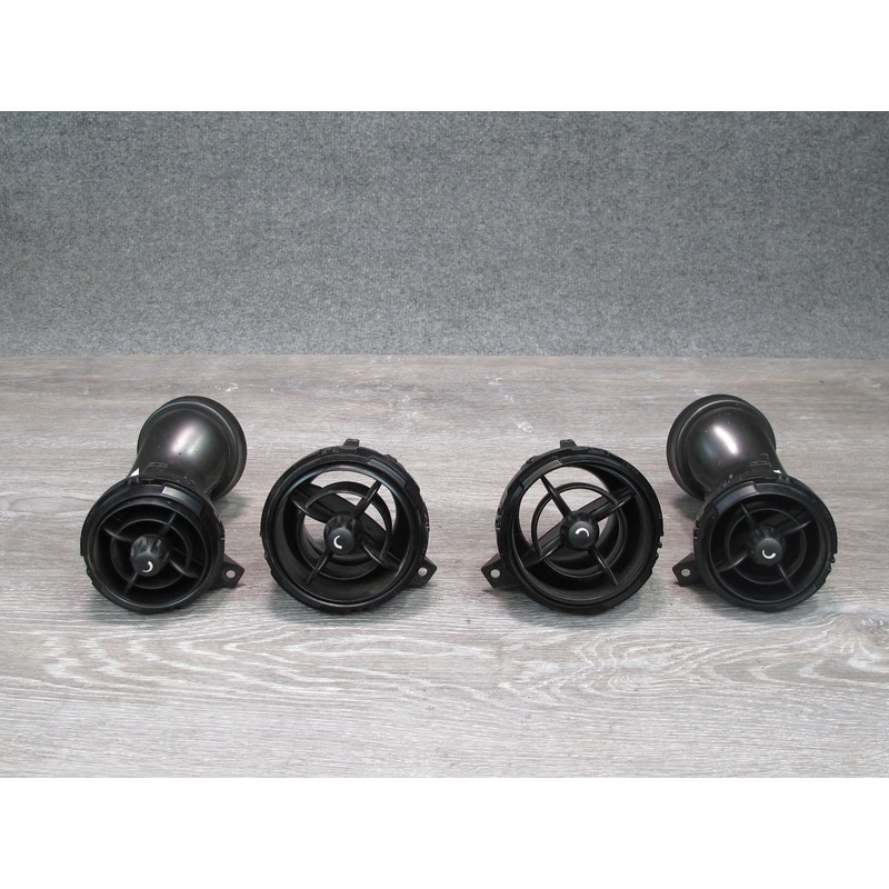 07-15 Mini R55 R56 R57 R58 R59 Set of 4 Dash Left Center Right Air Vent OEM