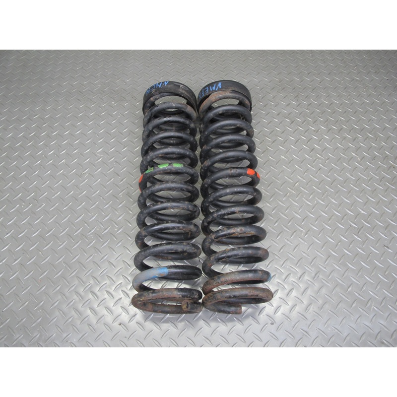 77-85 Mercedes W123 300D Set of 2 Front Left & Right Suspension Coil Spring OEM