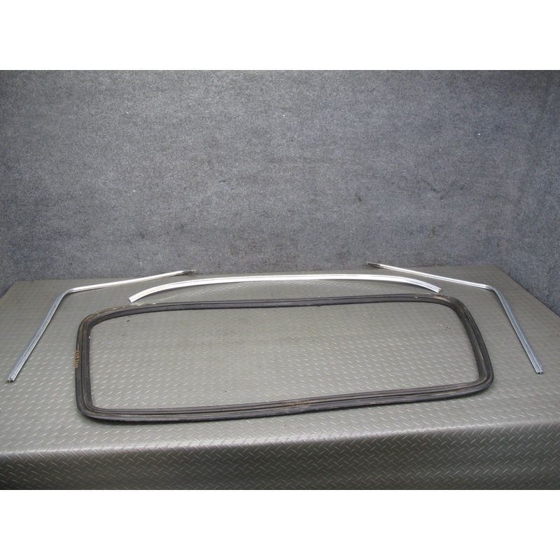 77-85 Mercedes W123 Sedan Rear Glass Window Weatherstrip Rubber Seal Trim Set