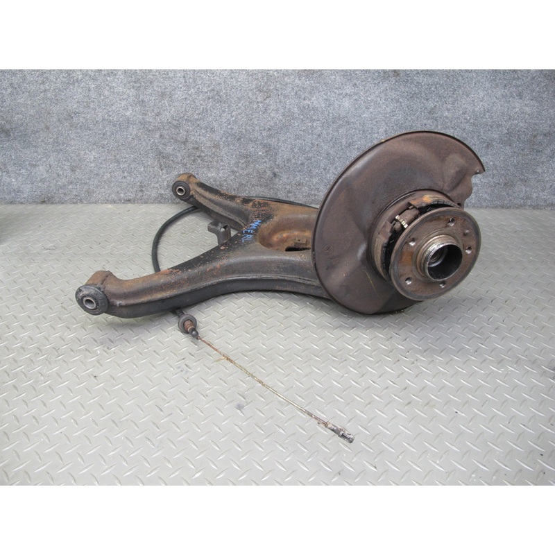77-85 Mercedes W123 Sedan Rear Left Spindle Knuckle Wheel Hub Bearing OEM