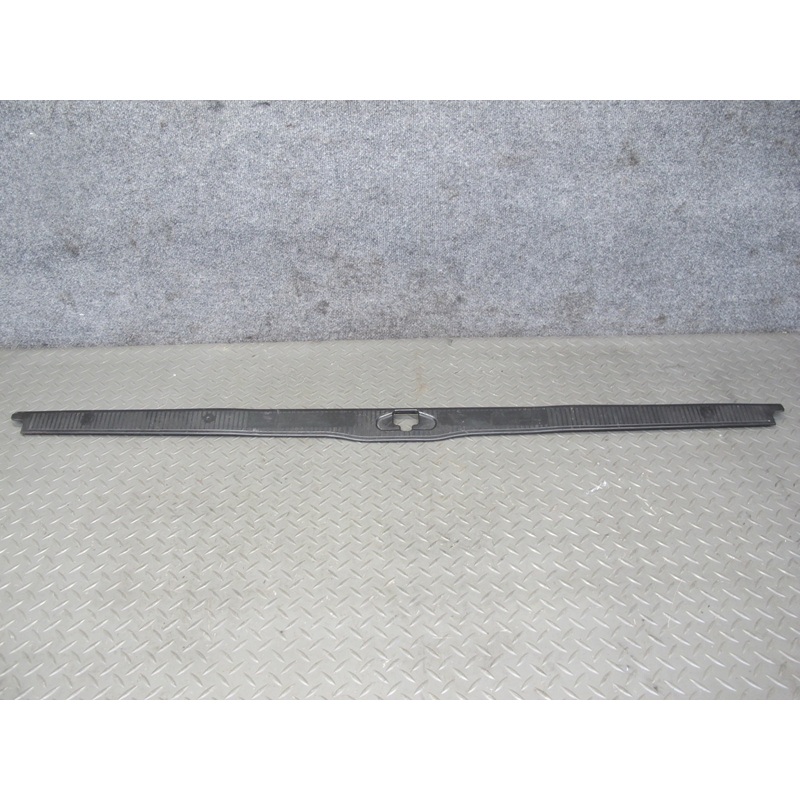 77-85 Mercedes W123 Sedan Rear Trunk Molding Trim Cover 1236980089 OEM