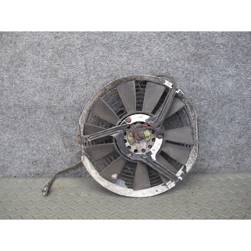 81-85 Mercedes W123 300D Engine Auxiliary AUX Cooling Fan w Blade 0005004893 OEM