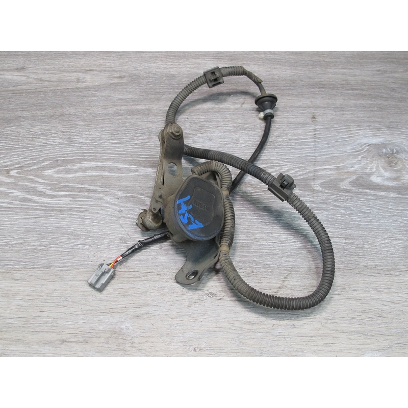 98-00 Lexus UCF20L LS400 Rear Right Suspension Height Sensor Module OEM