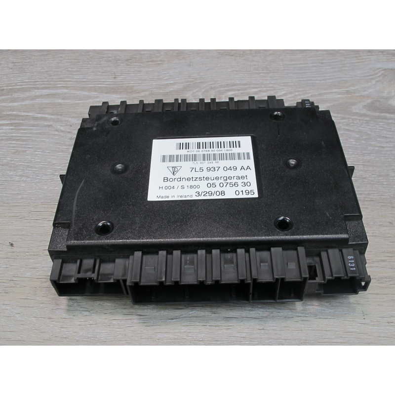 2008-2010 Porsche Cayenne 957 Body Contol Module Unit 7L5937049AA