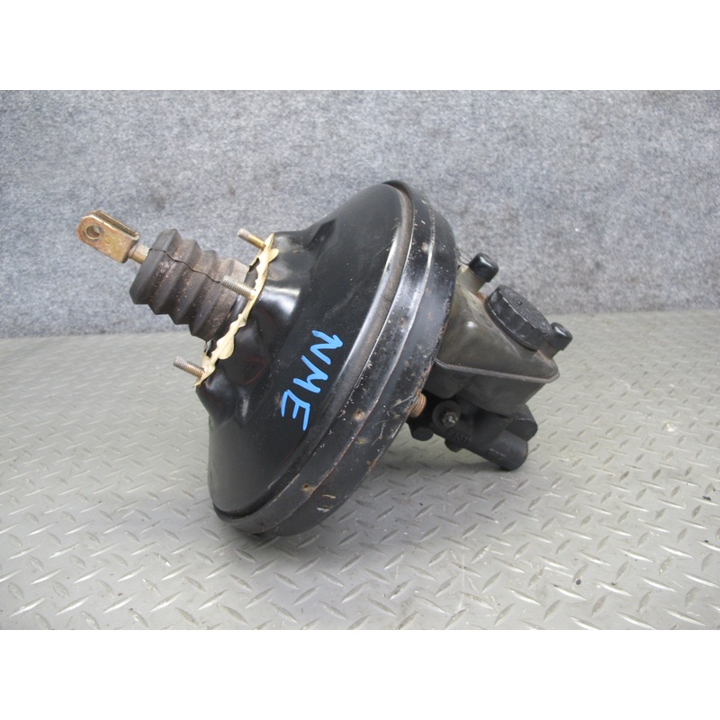 82-85 Mercedes W123 300D Brake Master Cylinder Booster Fluid Reseervoir Tank OEM
