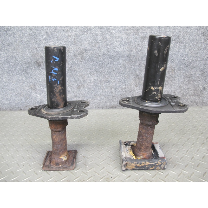 82-85 Mercedes W123 300D Set of 2 Rear Bumper Impact Crash Shock Absorber OEM