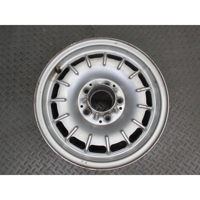 75-85 Mercedes W123 Factory 14" R14 Alloy Wheel Rim 14x6J ET30 1264001902 OEM