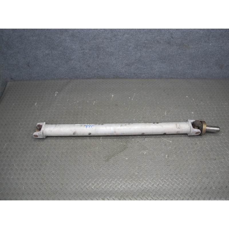 98-99 Chevrolet Camaro LS1 5.7L A/T Rear Drive Shaft Driveshaft 12559525 OEM