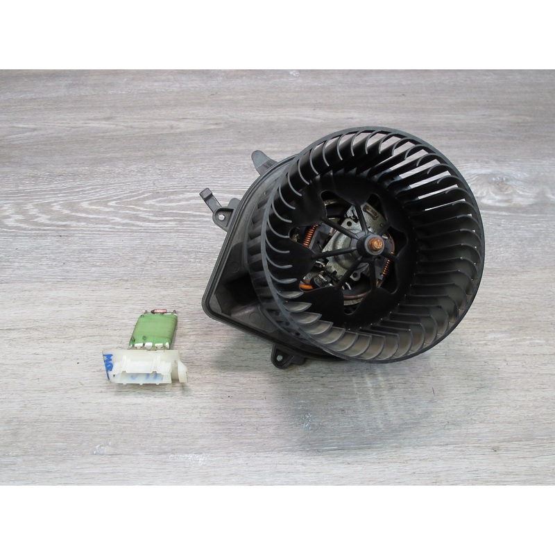 07-11 Mini Cooper R55 R56 R58 R59 A/C Heater Blower Motor Fan w Resistor OEM
