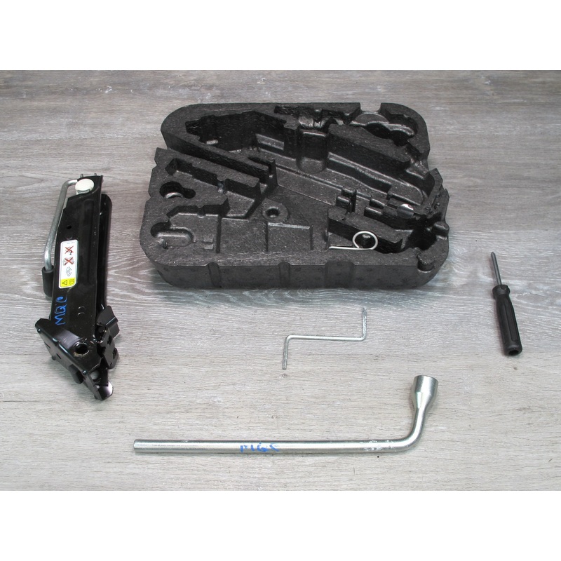 07-15 Mini Cooper R55 R56 R58 R59 R57 Tire Lift Jack Wrench Tool KIT w Foam OEM