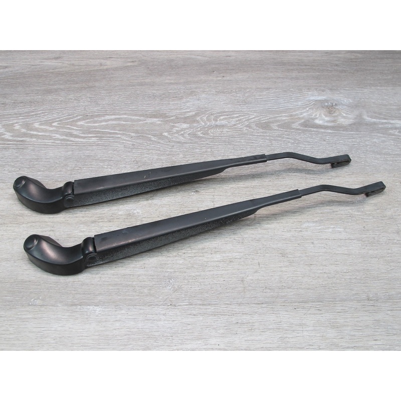 09-13 Mini Cooper R55 R56 R57 Set of 2 Front Left & Right Wiper Arm OEM