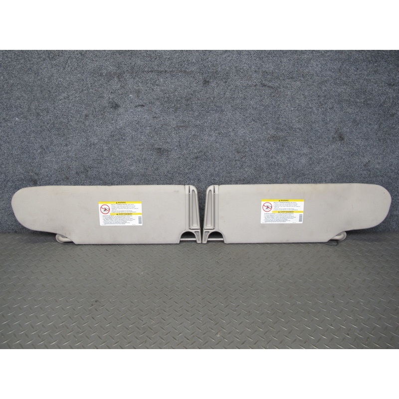2003-2007 Hummer H2 Front Left & Right Side Sun Visor Shade W/ Mirror Set