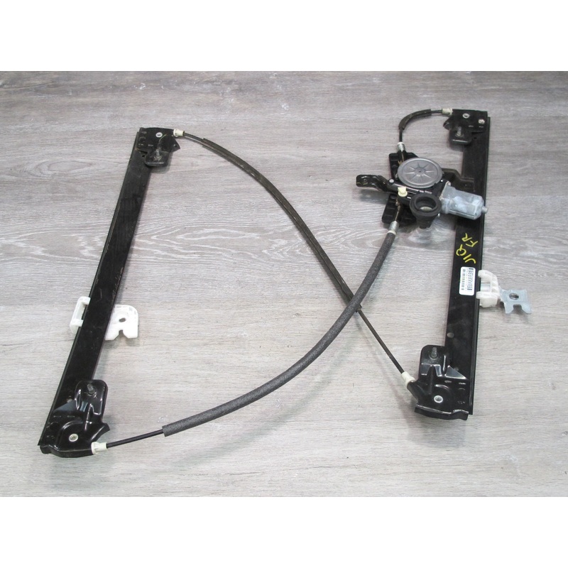2014-2020 Infiniti QX60 Front Right Door Window Regulator w Motor