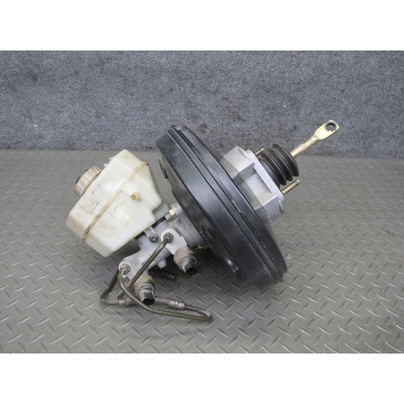 2003-2006 BMW E46 M3 Brake Master Cylinder Booster Fluid Reservoir Tank