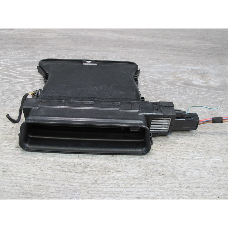 2008-2014 BMW E71 E72 X6 Rear Left Side Under Seat Foot Heater Air Vent Duct