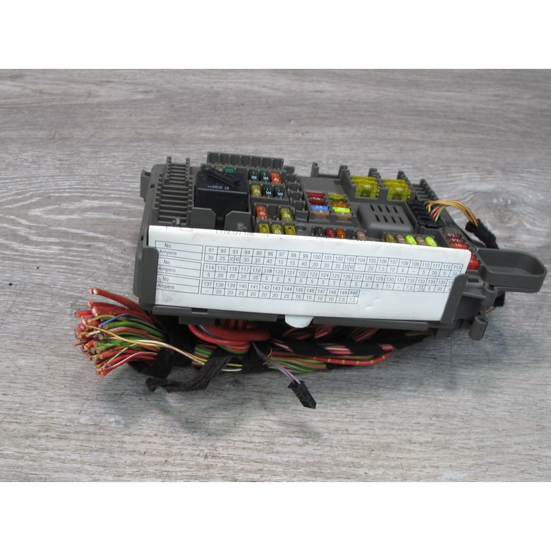 2008-2014 BMW E71 E72 X6 Rear Power Distribution Fuse Box Relay Module 6931687