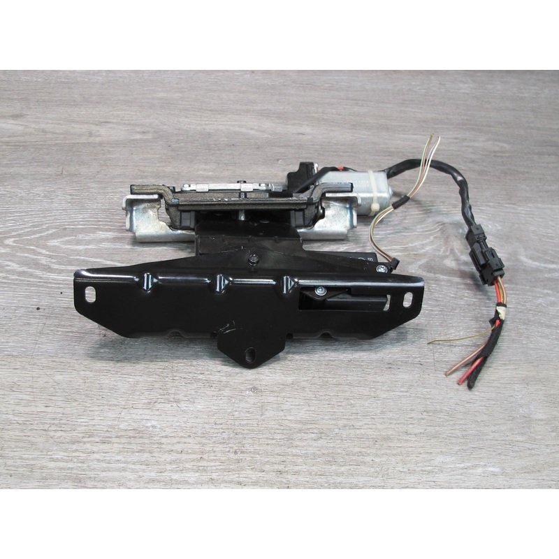 2008-2014 BMW E71 E72 X6 Rear Trunk Lid Power Lock Drive Motor Mechanism 7114613