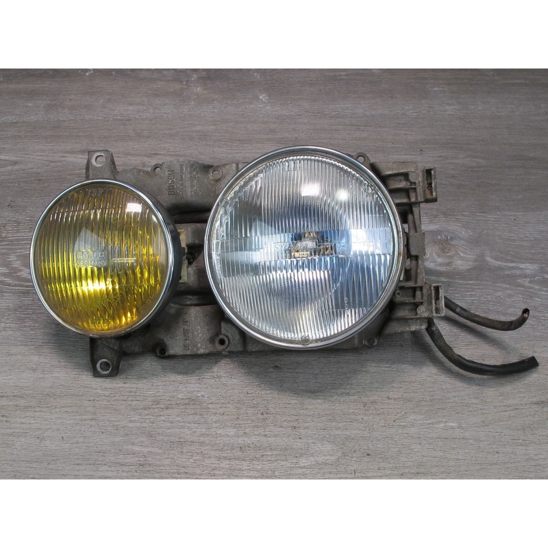79-85 Mercedes W123 Front Left Halogen Headlight Lamp w Yellow Fog Light OEM