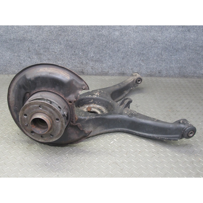 86-91 Mercedes W126 Rear Right Spindle Knuckle Wheel Hub Bearing OEM