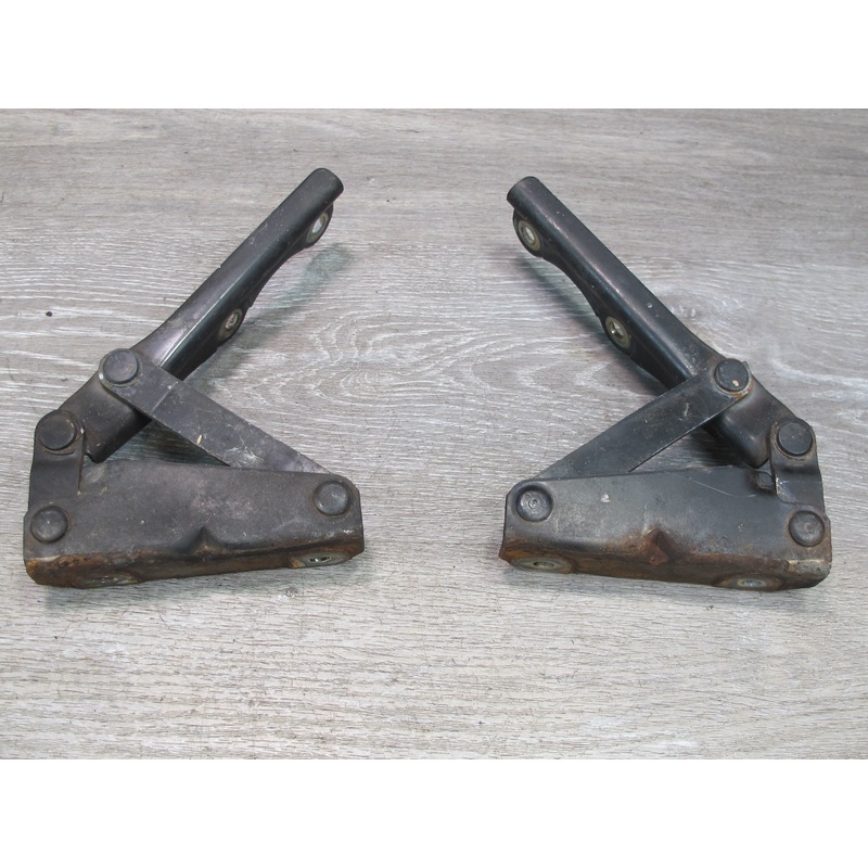 91-99 Mitsubishi 3000GT Set of 2 Front Left & Right Side Hood Hinge OEM