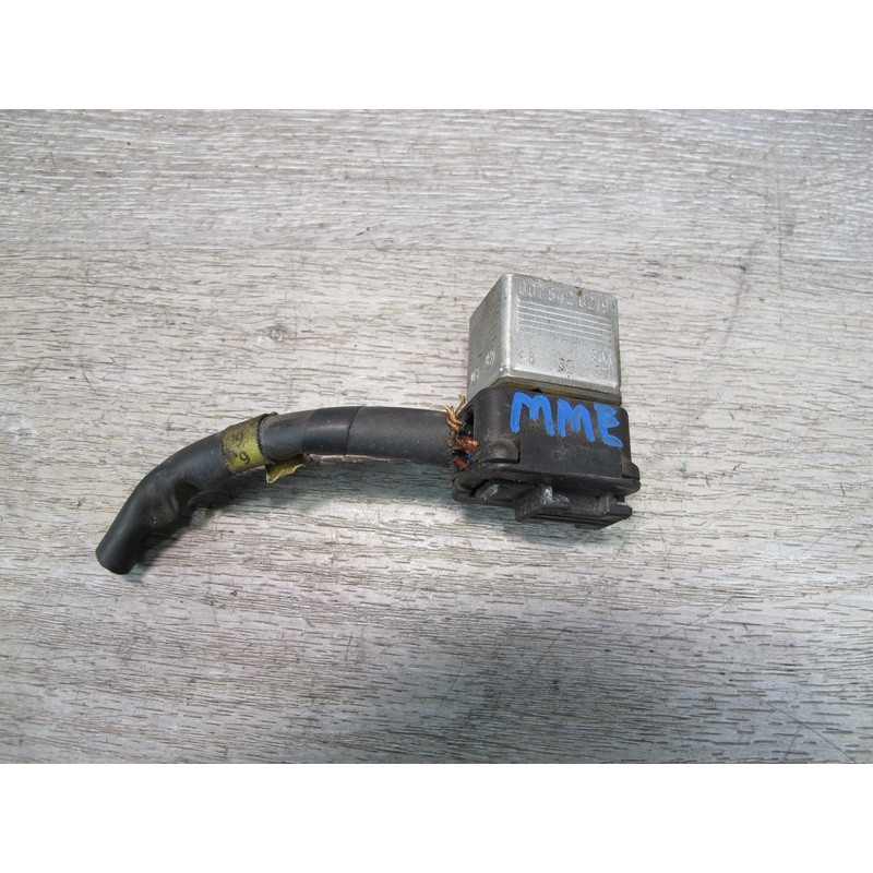 75-85 Mercedes W123 Multi Purpose Relay 0015420219 OEM