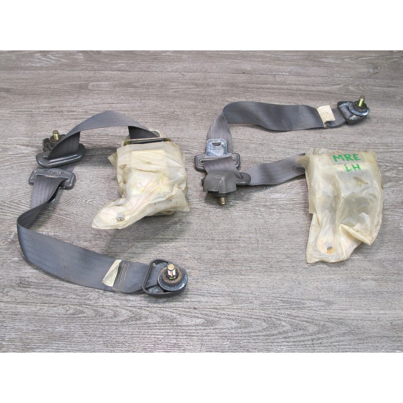 86-88 MAZDA RX7 FRONT RIGHT & LEFT SIDE SEATBELT RETRACTOR SET OEM