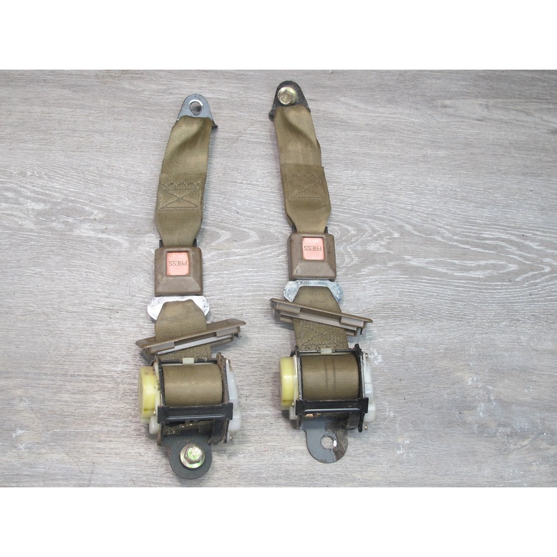 86-88 TOYOTA SUPRA MK3 REAR LEFT & RIGHT SIDE SEATBELT RETRACTOR W/ BUCKLE SET OEM