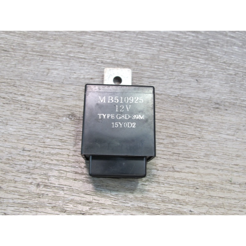 91-99 Mitsubishi 3000GT Dodge Stealth Wiper Relay Module MB510925 OEM