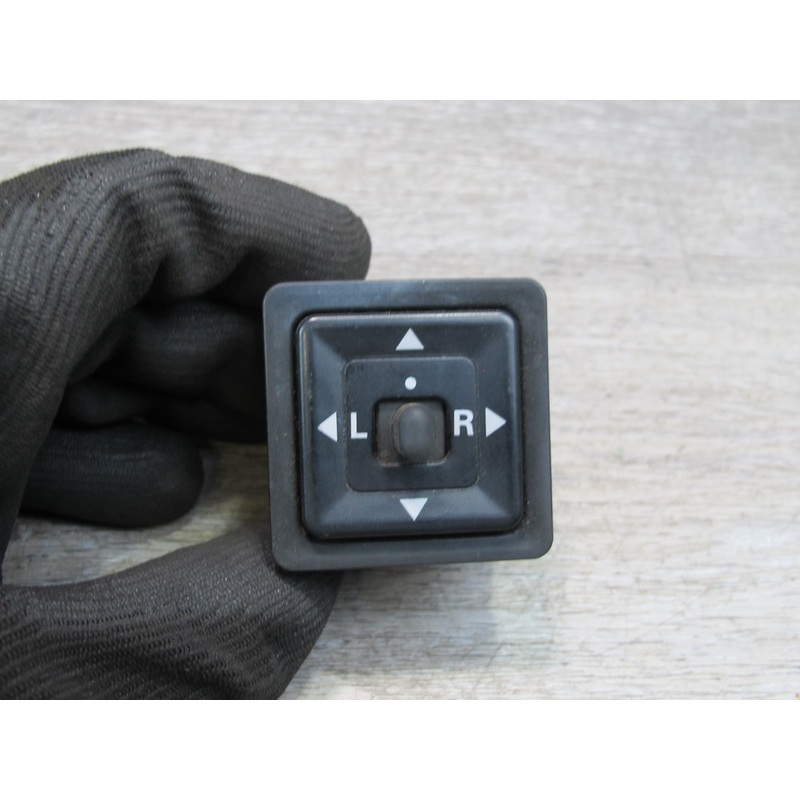 91-99 Mitsubishi 3000GT Side View Mirror Switch OEM
