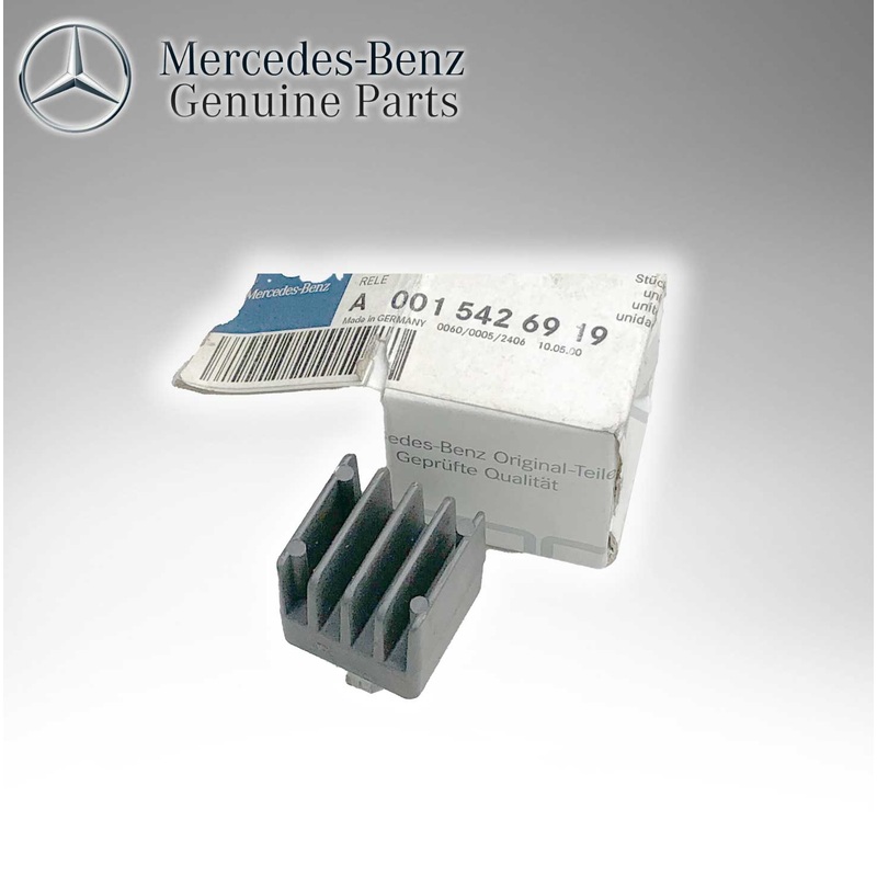 Mercedes Benz Genuine Relay 0015426919