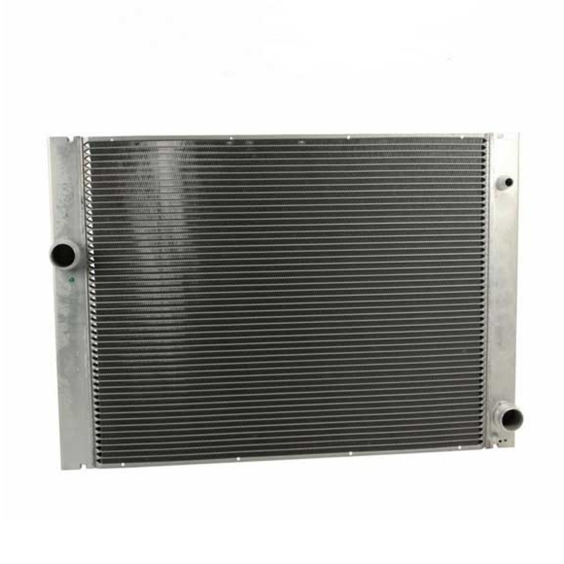 BMW RADIATOR E60 E65 (519 209) 17117519211