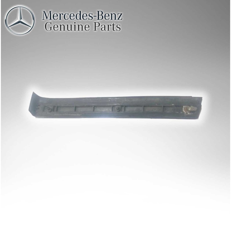 Mercedes Benz Genuine Edge Guard Molding 2026900962
